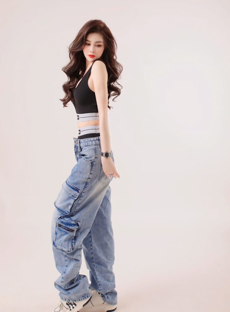 越南美女 💃玥兰💃98年，身高168，体重48